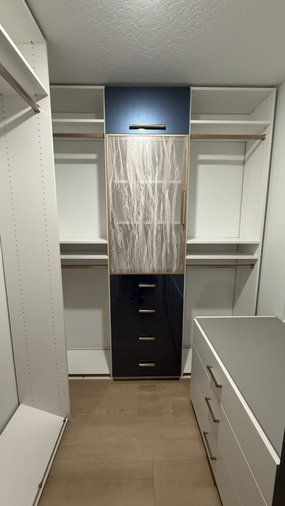 White walk-in with textured-glass tower and charcoal drawers – photo 1