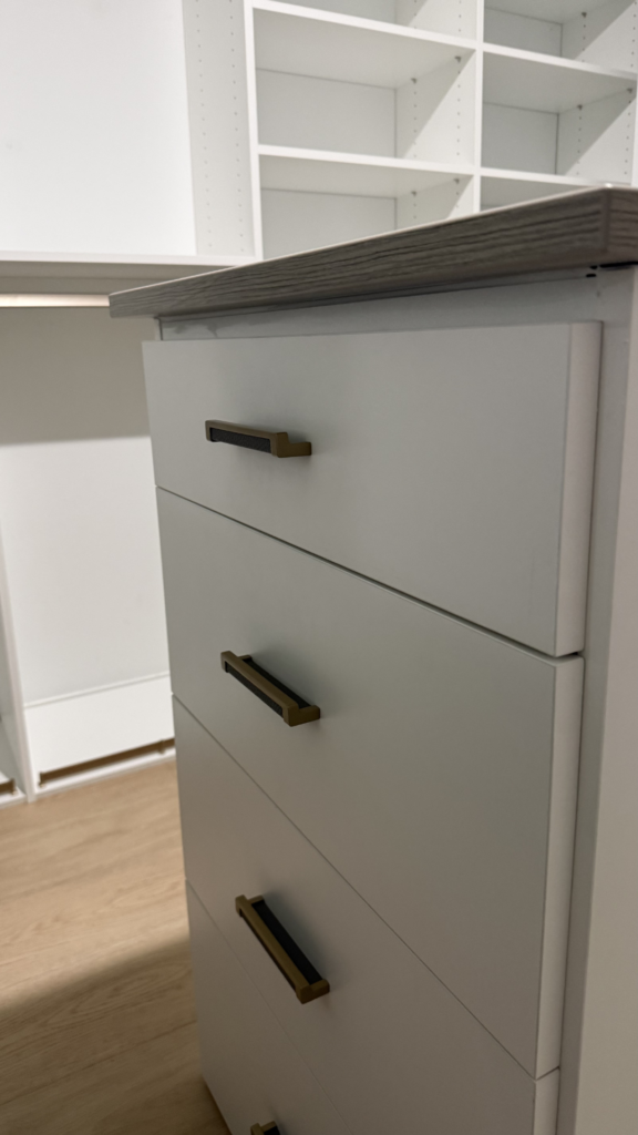 White walk-in with textured-glass tower and charcoal drawers – photo 6
